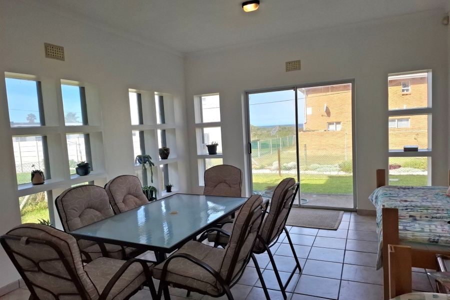 5 Bedroom Property for Sale in Bettys Bay Western Cape